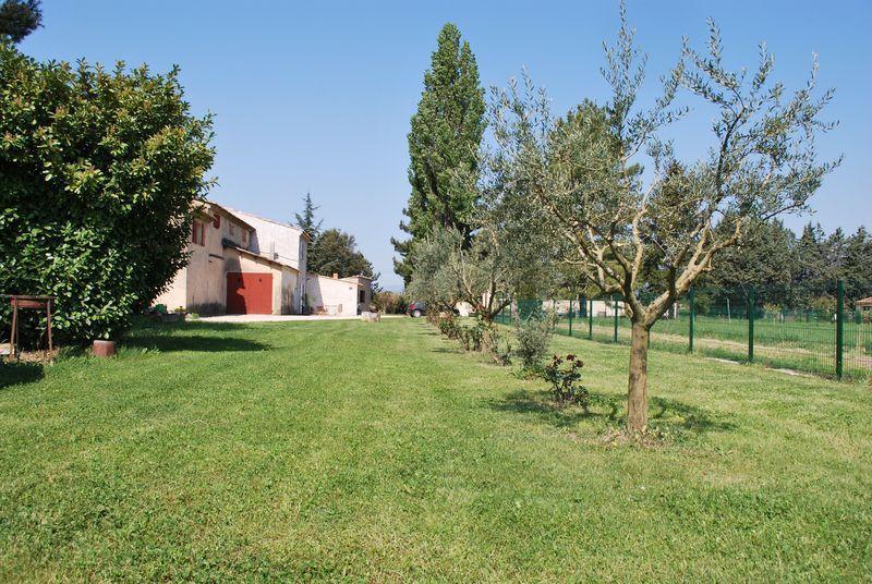 La Maison D'Albert Daire Cadenet Dış mekan fotoğraf